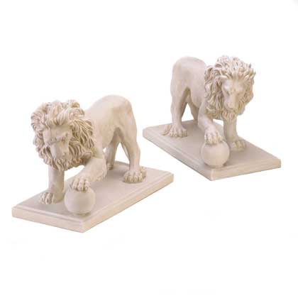 Guardian Lion Statue Pair